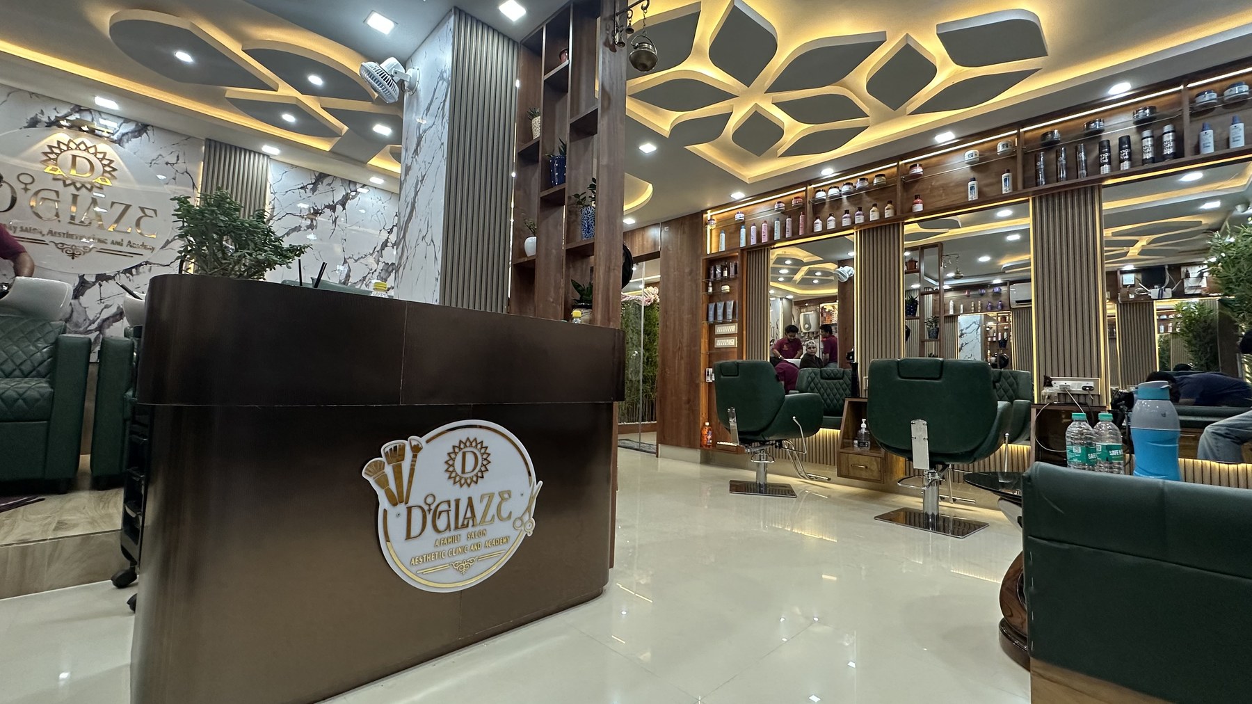 Hair treatment at D'Glaze salon, Kolkata